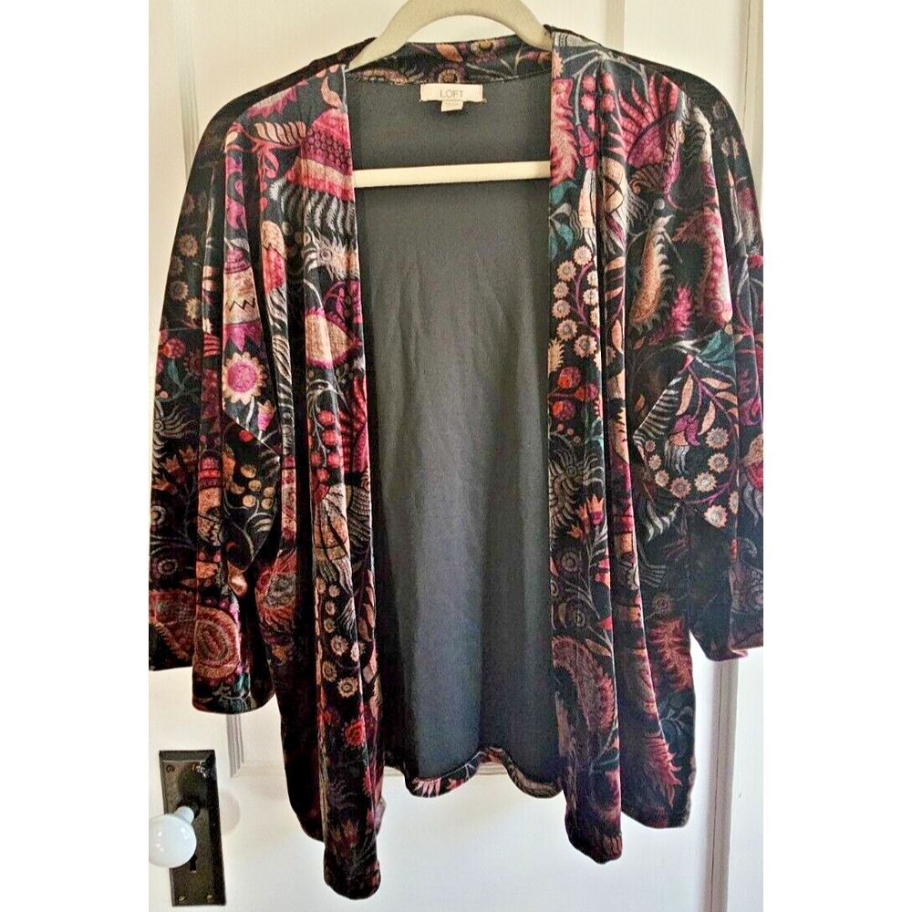 LOFT velvet black floral open front kimono style shimmer cardigan‎ one Size